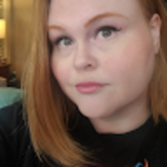 Meet your Posher, Leah - Picture 1 of 1